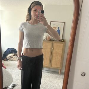 Brandy Melville Light Gray Cropped Crewneck Tee
